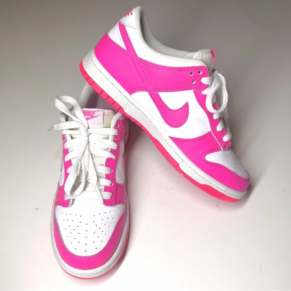 Nike Big Kids Dunk Low GS White/Laser Fuchsia Casual Sneakers Size- 5Y